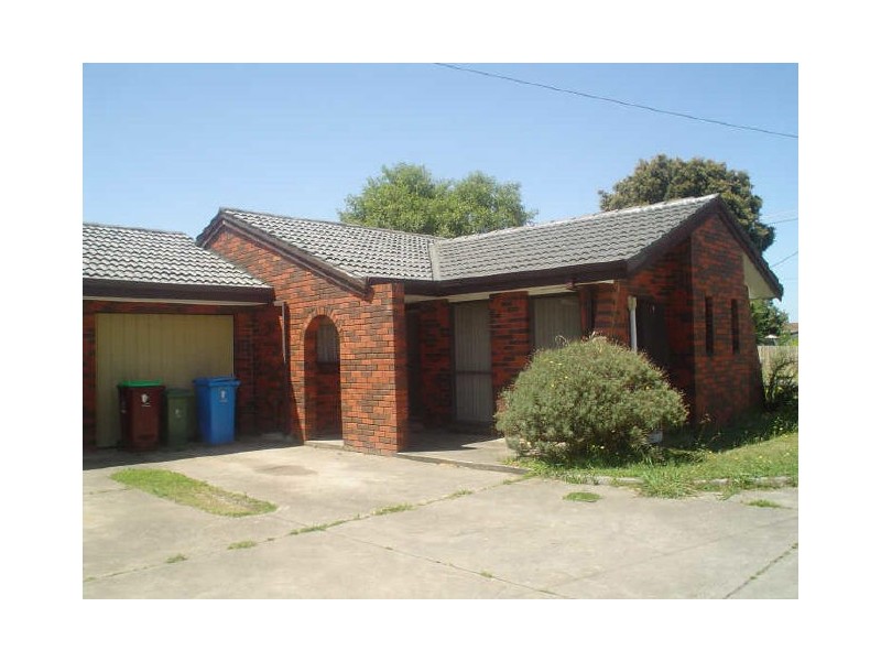 6/19 William Street, Cranbourne VIC 3977