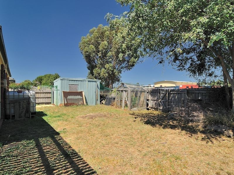 10 McGuigan Drive, Cranbourne West VIC 3977