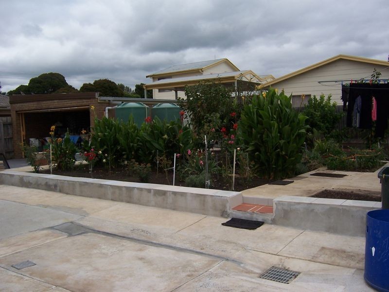 6 Gill Street, Cranbourne VIC 3977