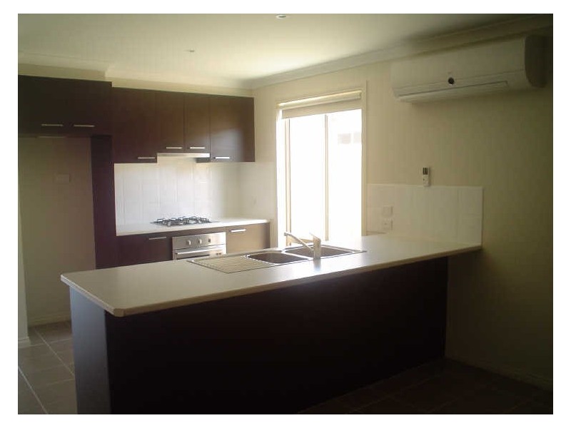 19 Pepperbush Circuit, Cranbourne VIC 3977