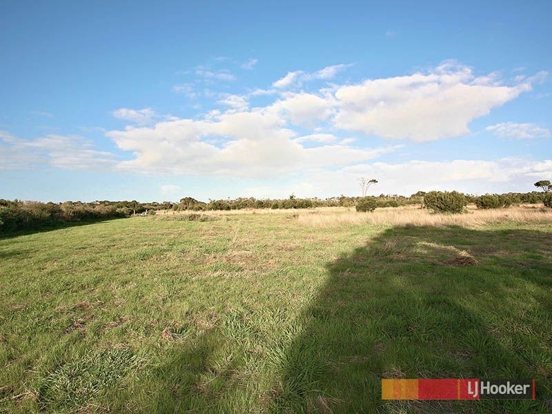 2925 South Gippsland Highway, Tooradin VIC 3980