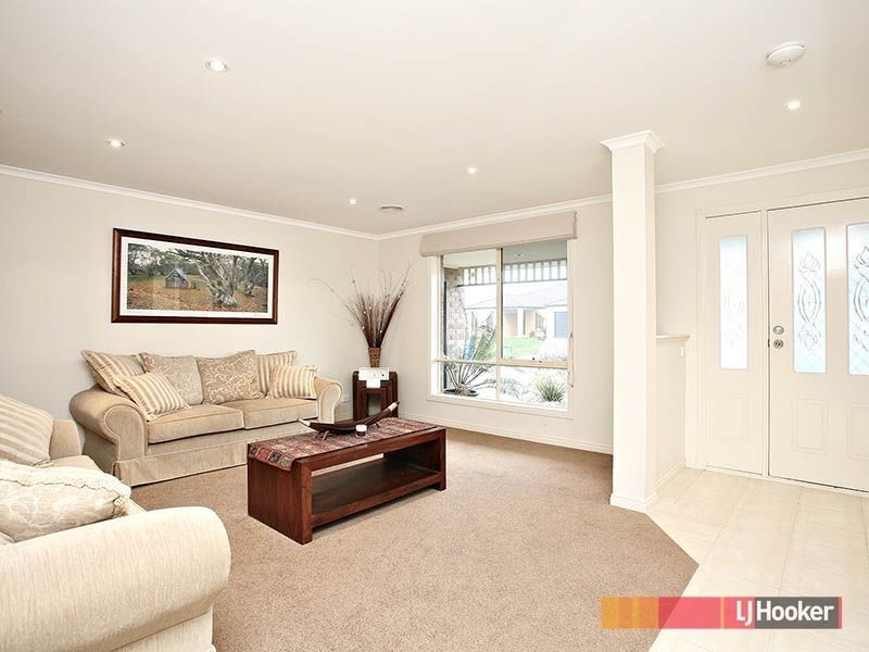 10 Baildor Court, Cranbourne VIC 3977