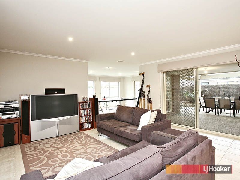 10 Baildor Court, Cranbourne VIC 3977