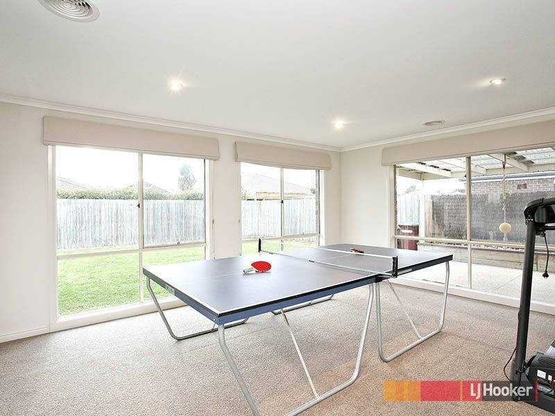 10 Baildor Court, Cranbourne VIC 3977