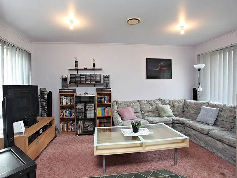 43 Maculata Drive, Cranbourne VIC 3977
