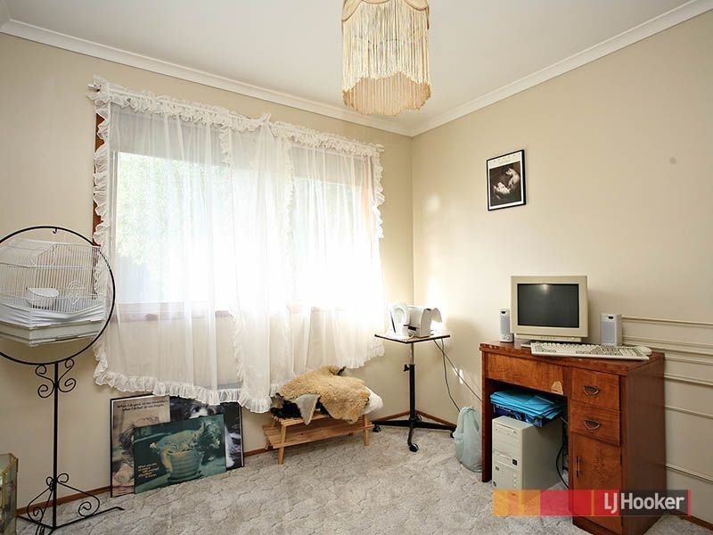 2/6 Hazlitt Court, Cranbourne VIC 3977