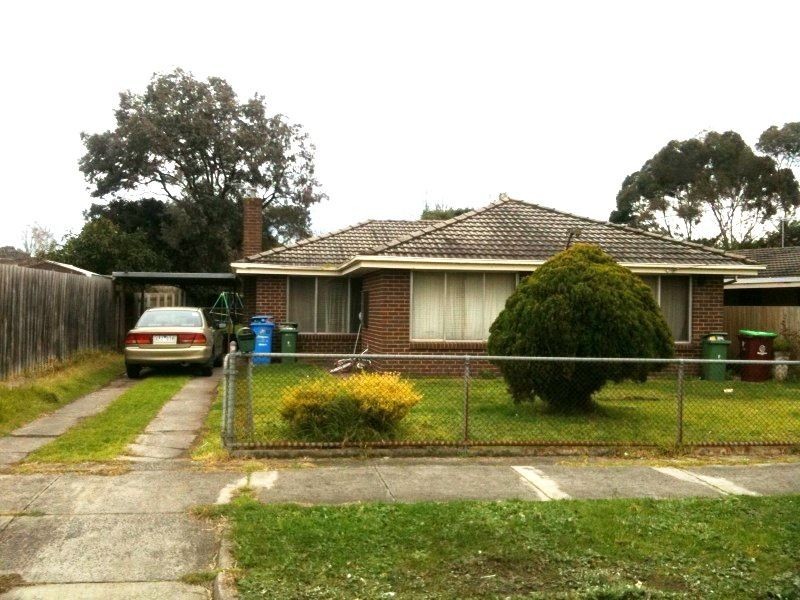 21 Lurline Street, Cranbourne VIC 3977