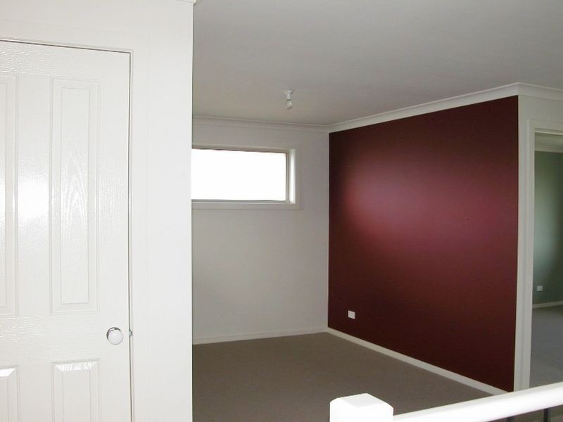 1542/ Waterbury Drive, Cranbourne VIC 3977
