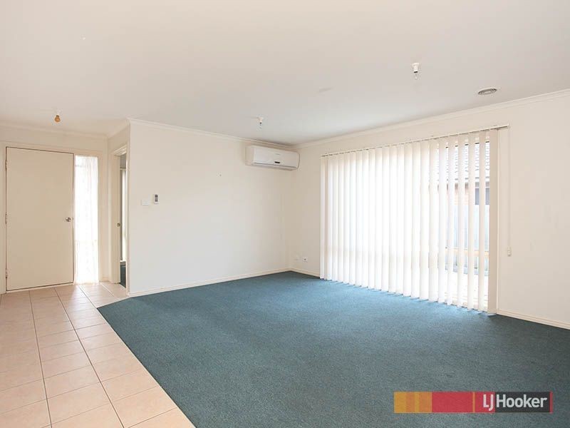 71 Dartmoor Drive, Cranbourne East VIC 3977