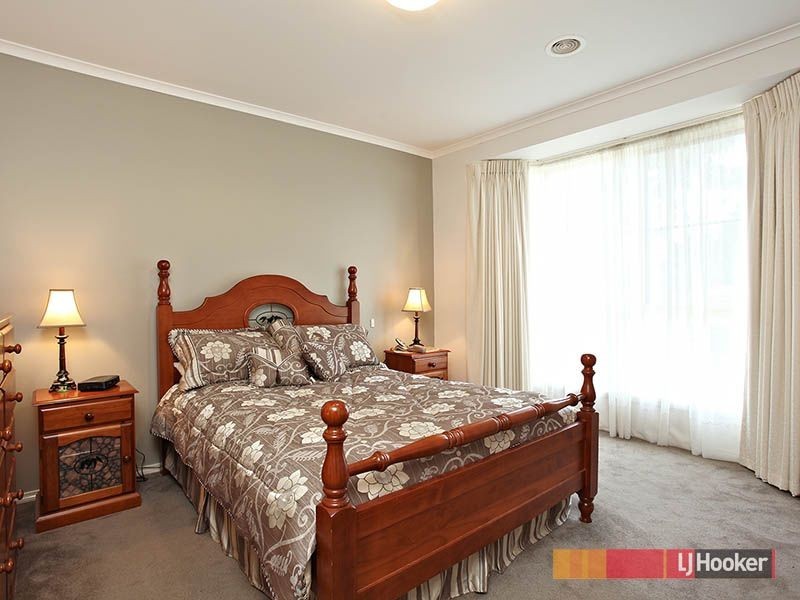 12 Galway Place, Cranbourne VIC 3977