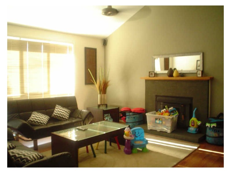 50 Lawless Drive, Cranbourne VIC 3977