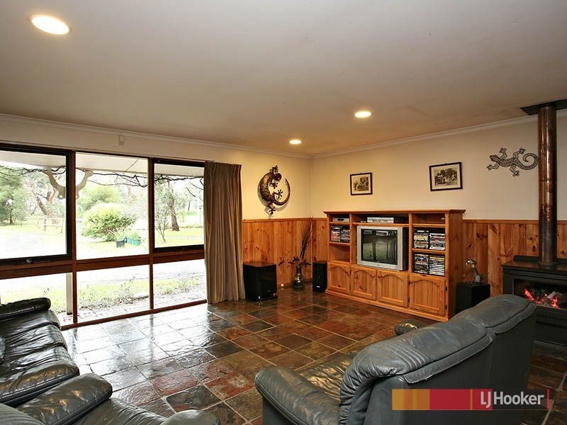 19 South Boundary Road, Pearcedale VIC 3912