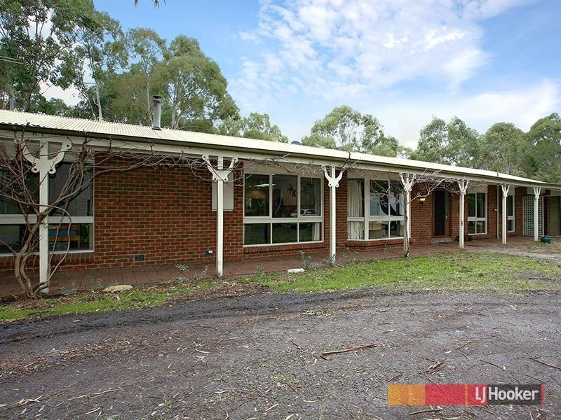 19 South Boundary Road, Pearcedale VIC 3912