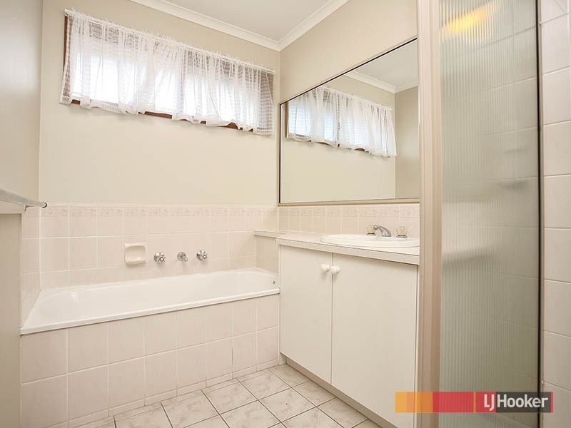 5 Eliza Street, Cranbourne North VIC 3977