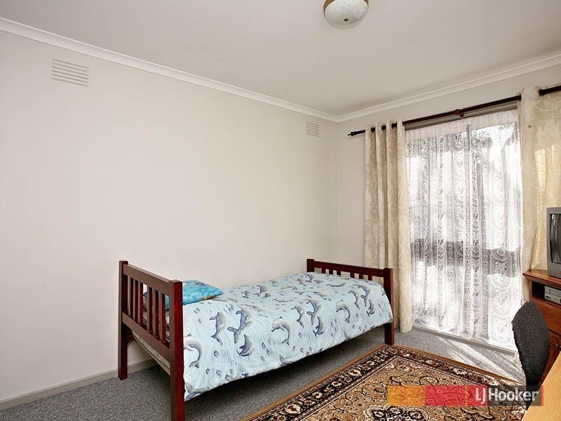 1/24 William Street, Cranbourne VIC 3977