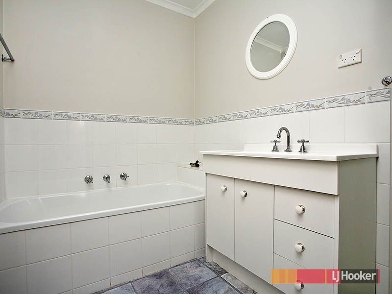 1/24 William Street, Cranbourne VIC 3977