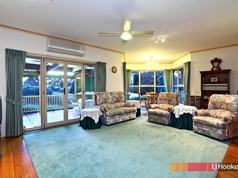 33 Stevensons Road, Cranbourne VIC 3977