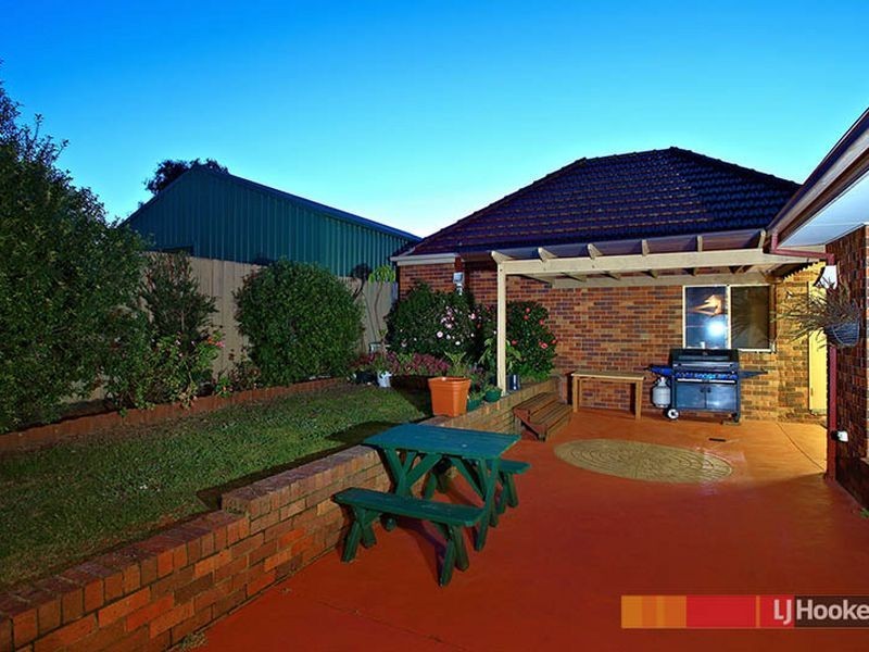 33 Stevensons Road, Cranbourne VIC 3977