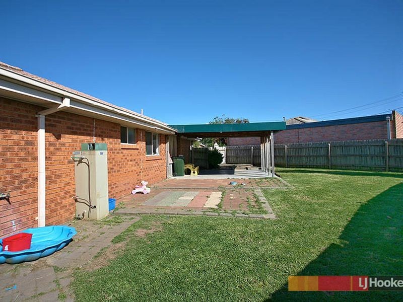 3 Ruffles Court, Cranbourne VIC 3977