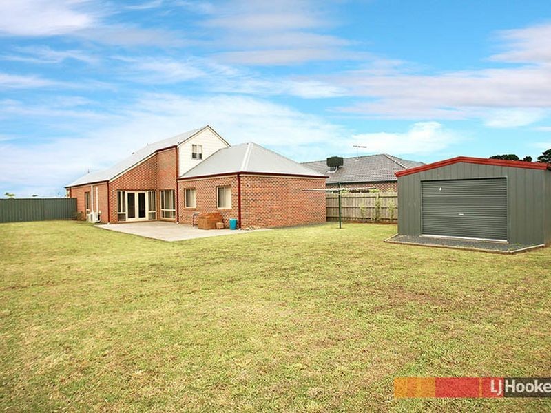 7 Waterville Vista, Cranbourne VIC 3977