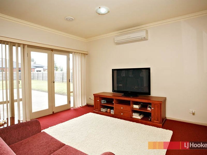 7 Waterville Vista, Cranbourne VIC 3977