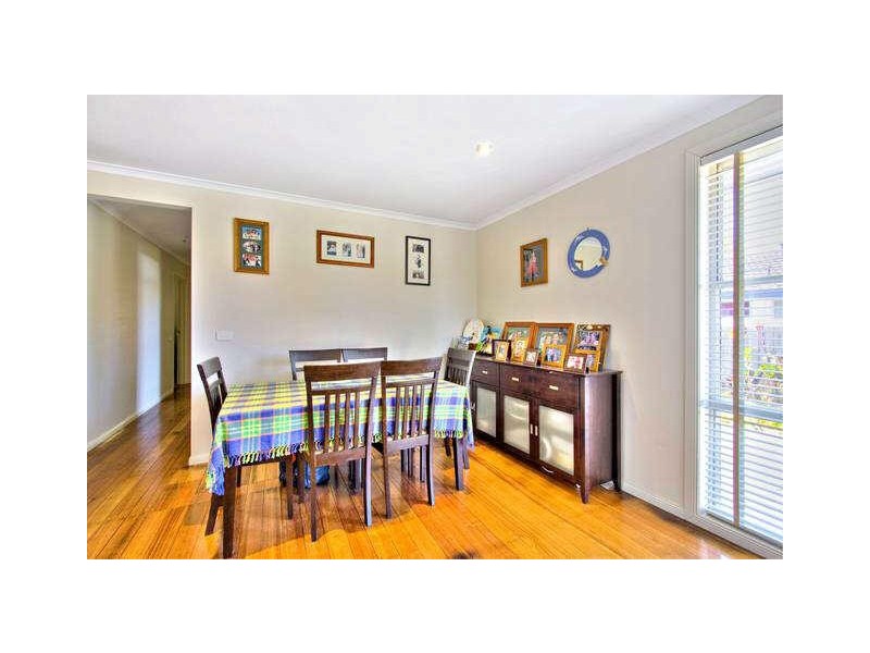 8 Highland Avenue, Hampton Park VIC 3976