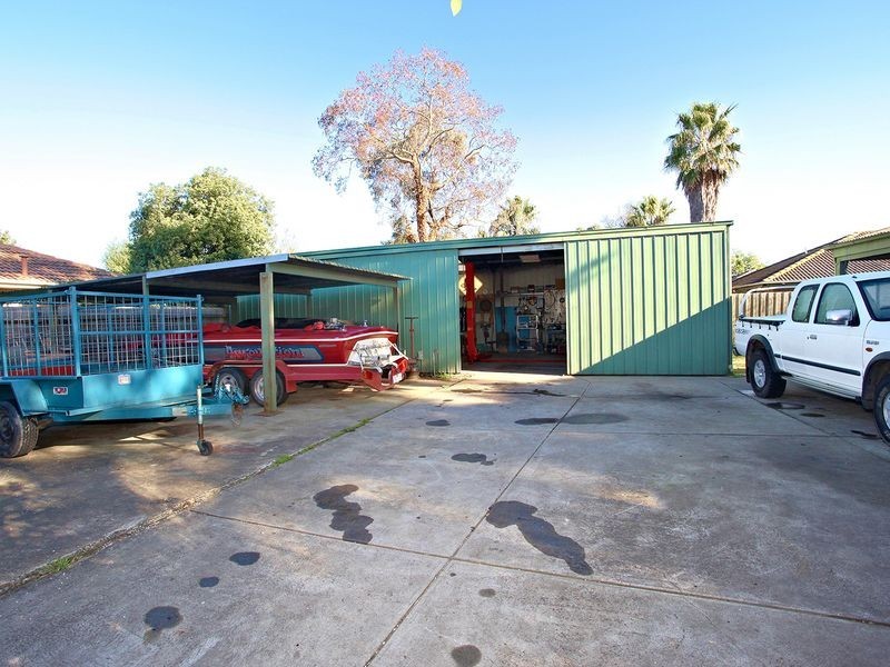 118 Camms Road, Cranbourne VIC 3977