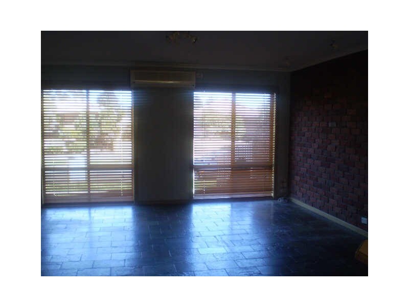 Cranbourne North VIC 3977