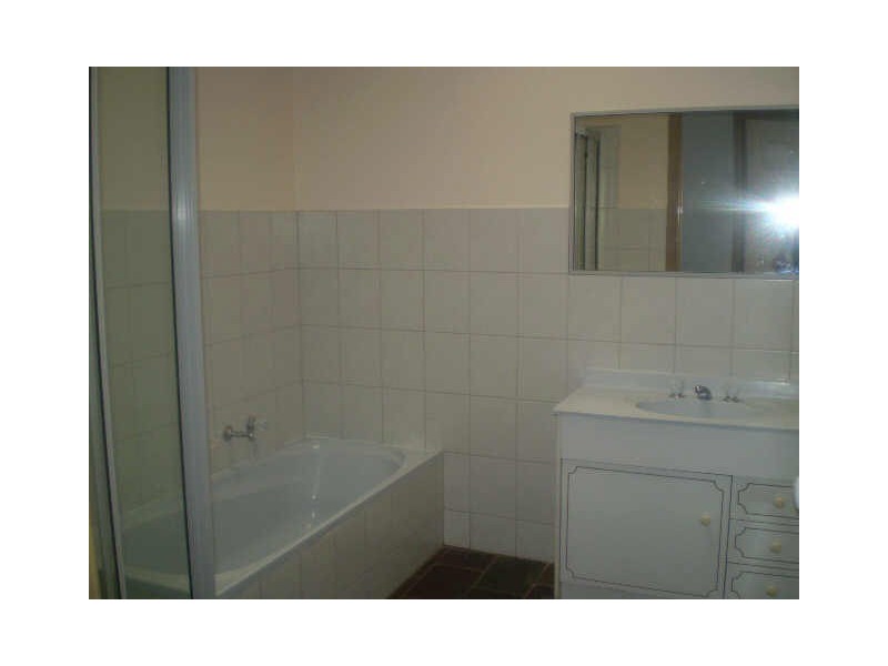 Cranbourne North VIC 3977