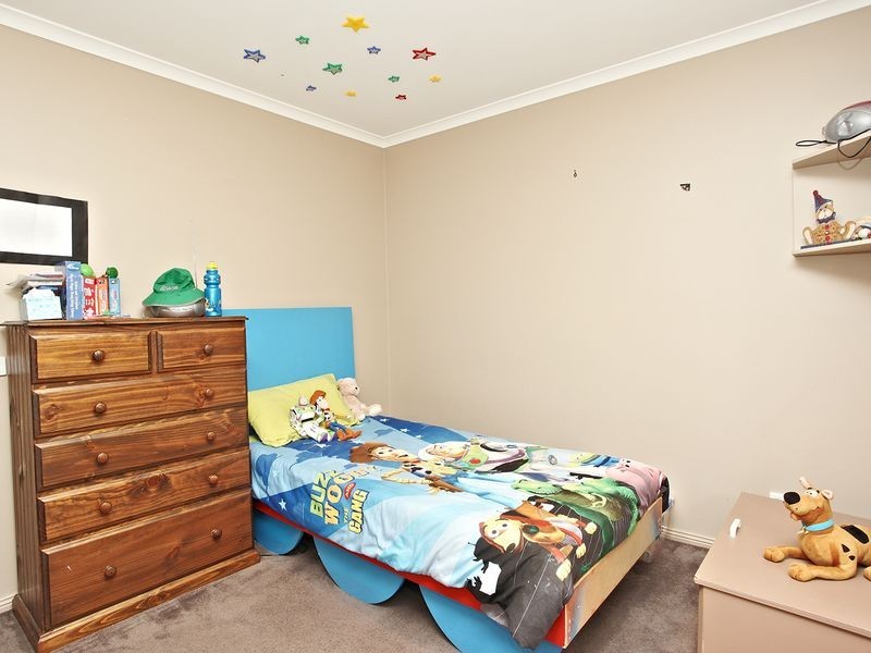 1 Belvoir Court, Cranbourne VIC 3977