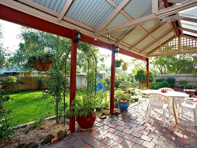 23 Lamont Crescent, Cranbourne VIC 3977