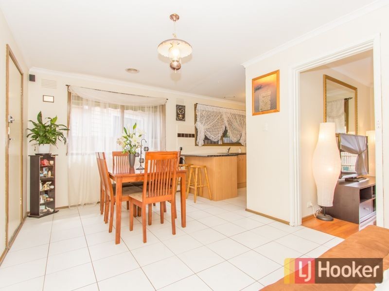 62 Clairmont Avenue, Cranbourne VIC 3977