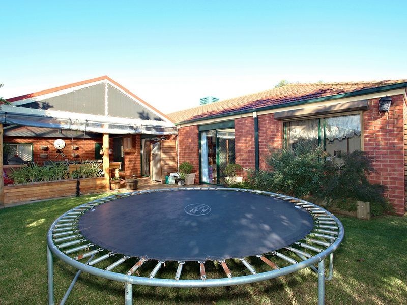 7 Reginald Court, Cranbourne West VIC 3977