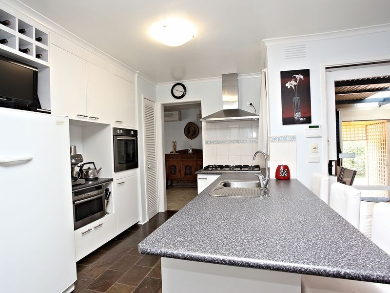 3 Gregory Court, Cranbourne VIC 3977