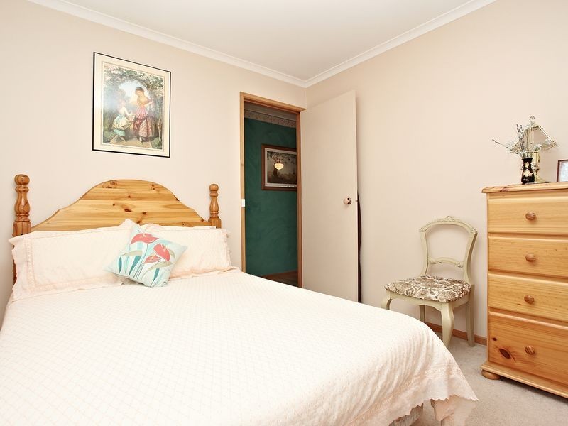 23 Cumberland Chase, Hampton Park VIC 3976