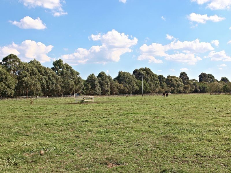 590 Seven Mile Road, Nar Nar Goon VIC 3812