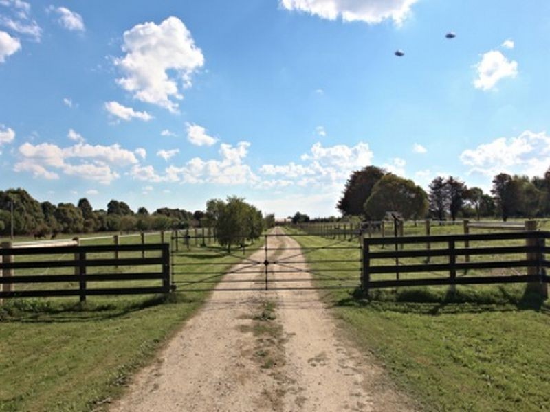 590 Seven Mile Road, Nar Nar Goon VIC 3812