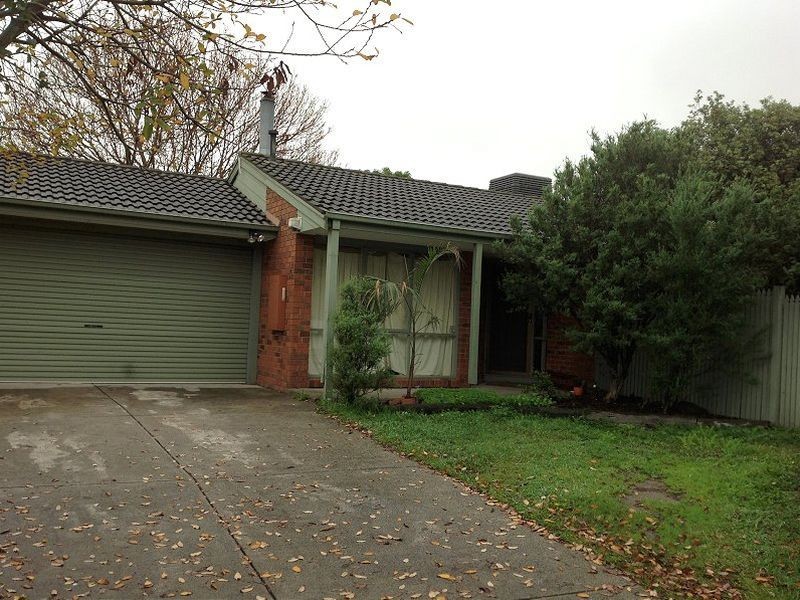 151 Lawless Drive, Cranbourne VIC 3977