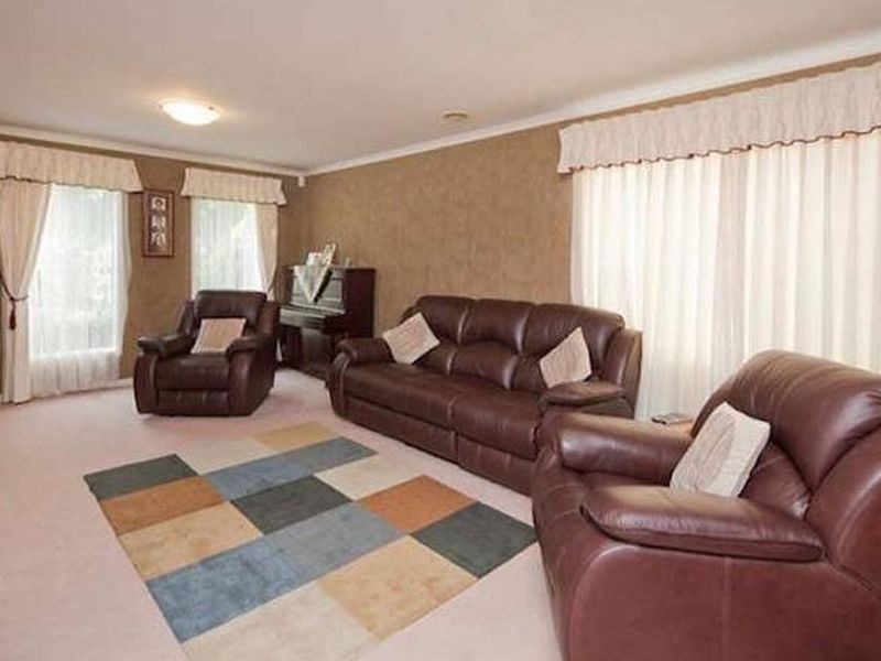 29 Banyalla Drive, Cranbourne VIC 3977
