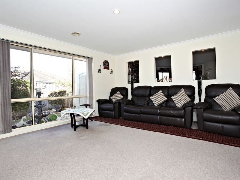 4 Redoak Terrace, Lyndhurst VIC 3975