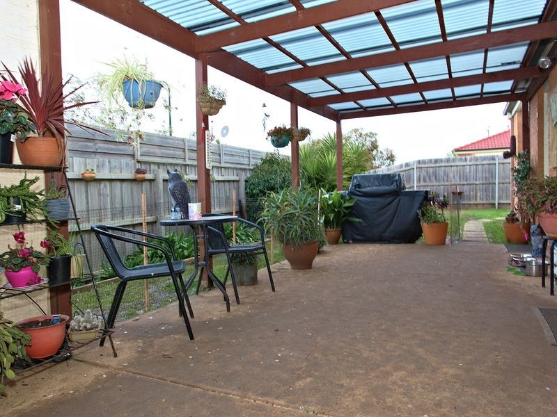 1 Bookham Way, Cranbourne West VIC 3977