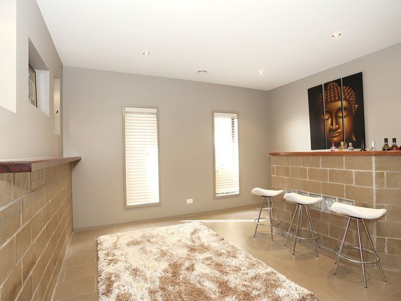 29 Ferndown Drive, Cranbourne VIC 3977