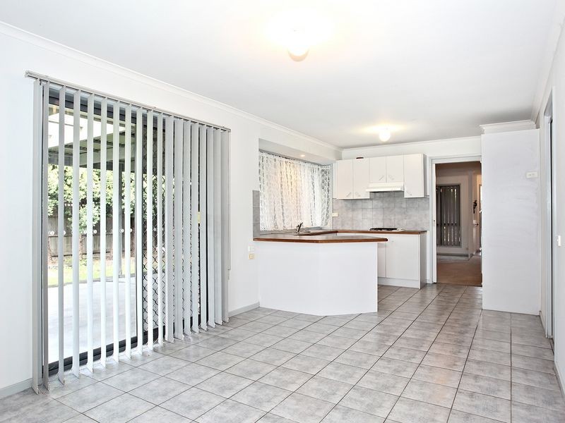 10 Samantha Crescent, Cranbourne North VIC 3977