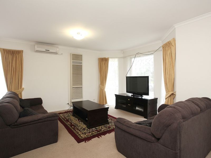 1/81 Endeavour Drive, Cranbourne North VIC 3977