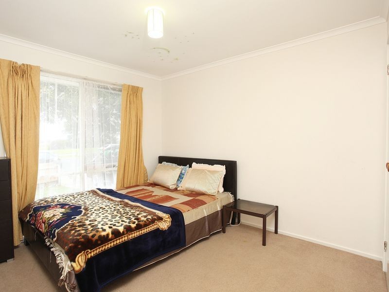 1/81 Endeavour Drive, Cranbourne North VIC 3977