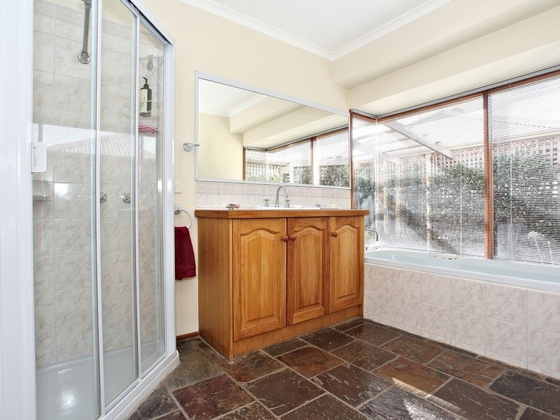 21 Stevensons Road, Cranbourne VIC 3977