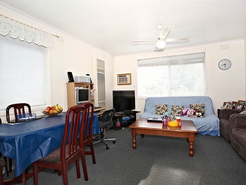 1 & 2/ 33 Jillian Street, Cranbourne VIC 3977