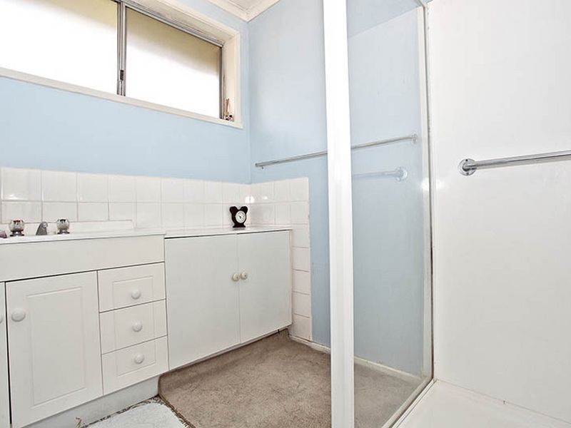 1 & 2/ 33 Jillian Street, Cranbourne VIC 3977