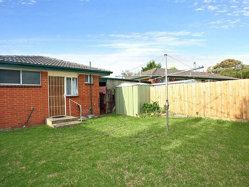 1 & 2/ 33 Jillian Street, Cranbourne VIC 3977