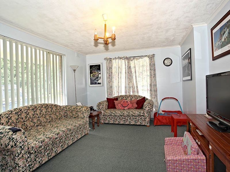 1 & 2/ 33 Jillian Street, Cranbourne VIC 3977